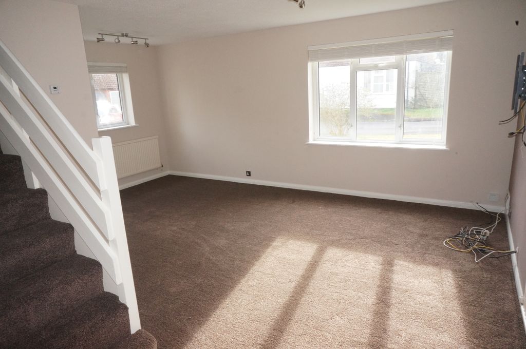 Property photo 2 of 10 Photo 2