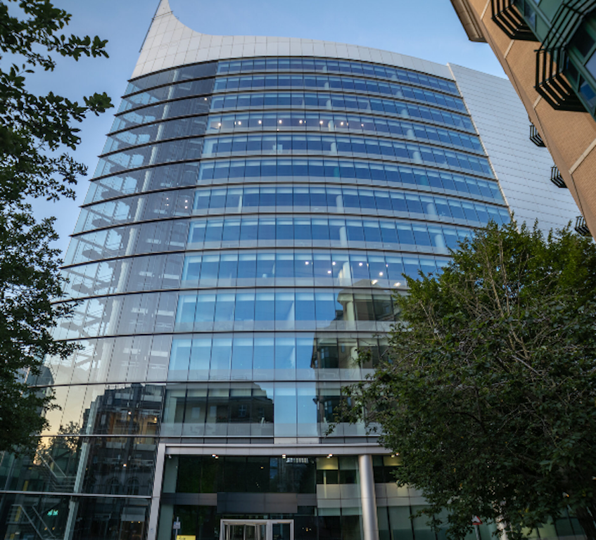 Property photo 1 of 6 Photo 0