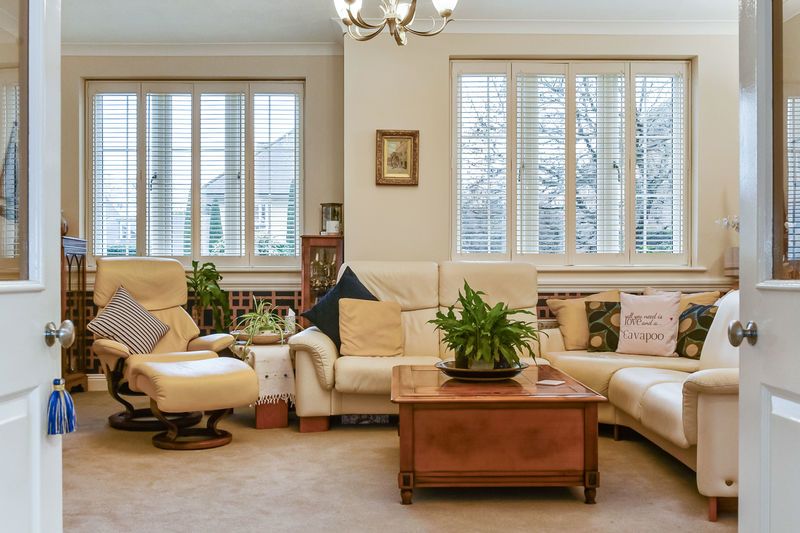 Property photo 2 of 25 Photo 11