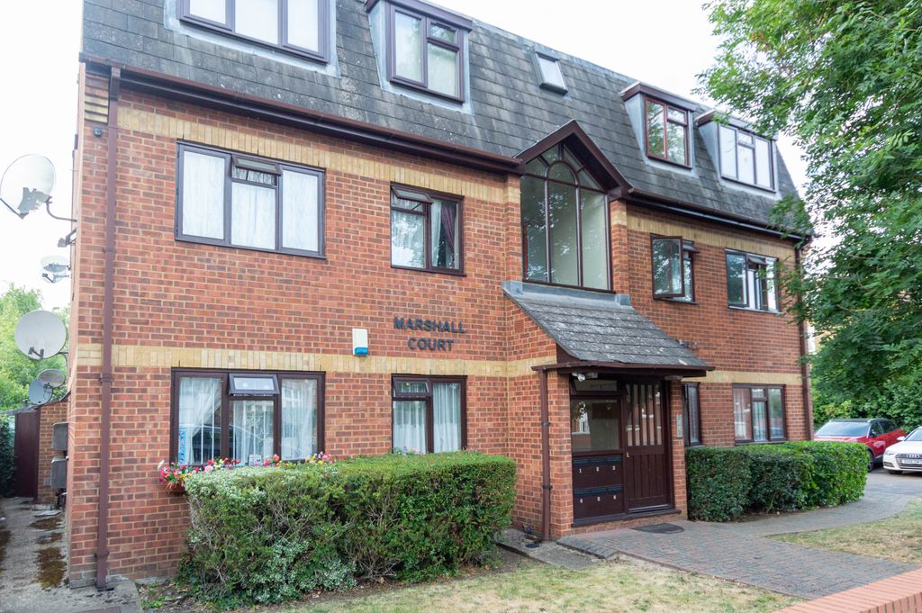 Property photo 1 of 8