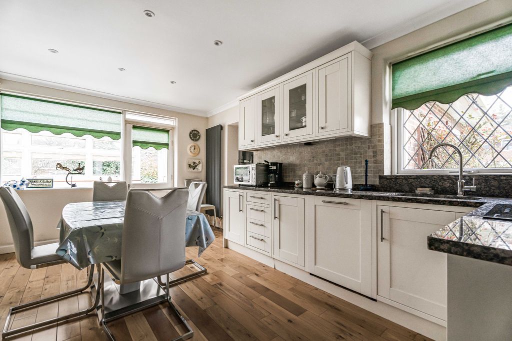 Additional image 15 of 4 bed detached house for saleRidgemount Gardens, Enfield EN2