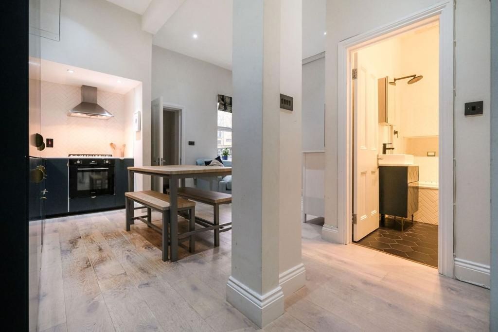 Property photo 3 of 10 Open Plan Living