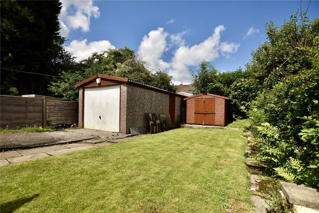 Property photo 2 of 15 Garden