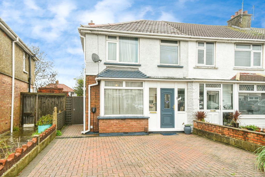 Property photo 1 of 20