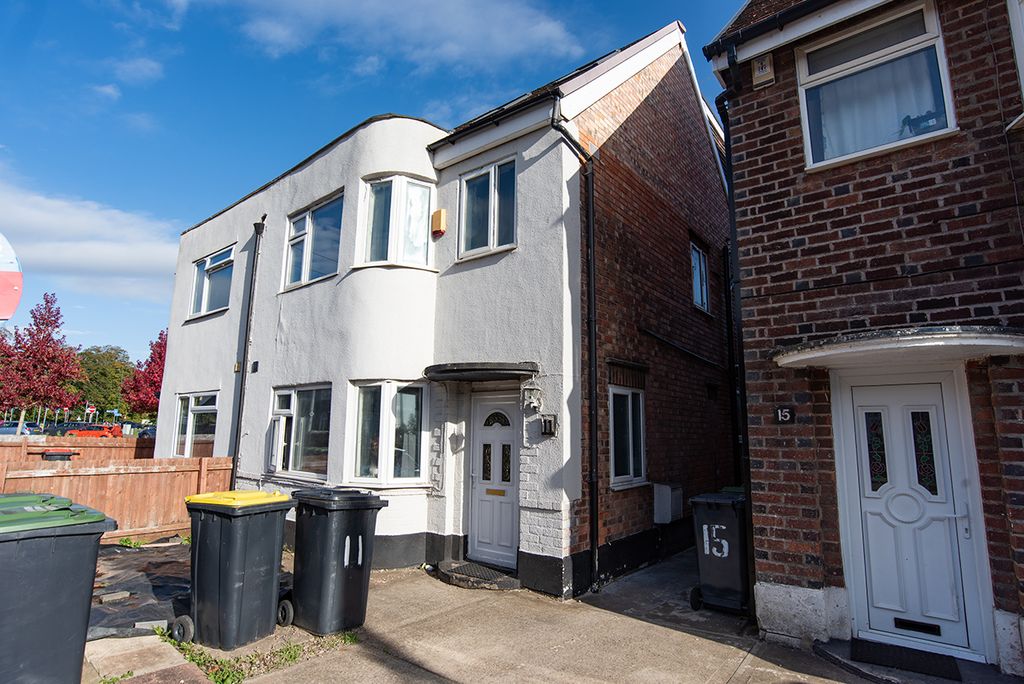 Property photo 1 of 37