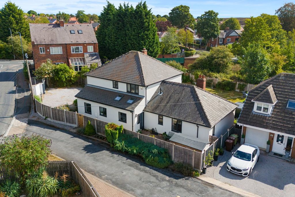 Property photo 1 of 34