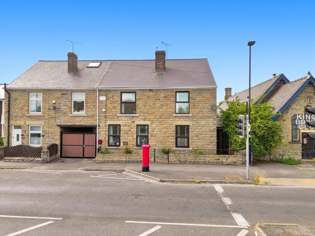 Property photo 1 of 43