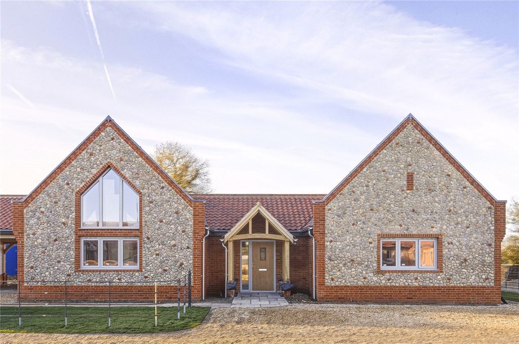 Property photo 2 of 15 Picture No. 29