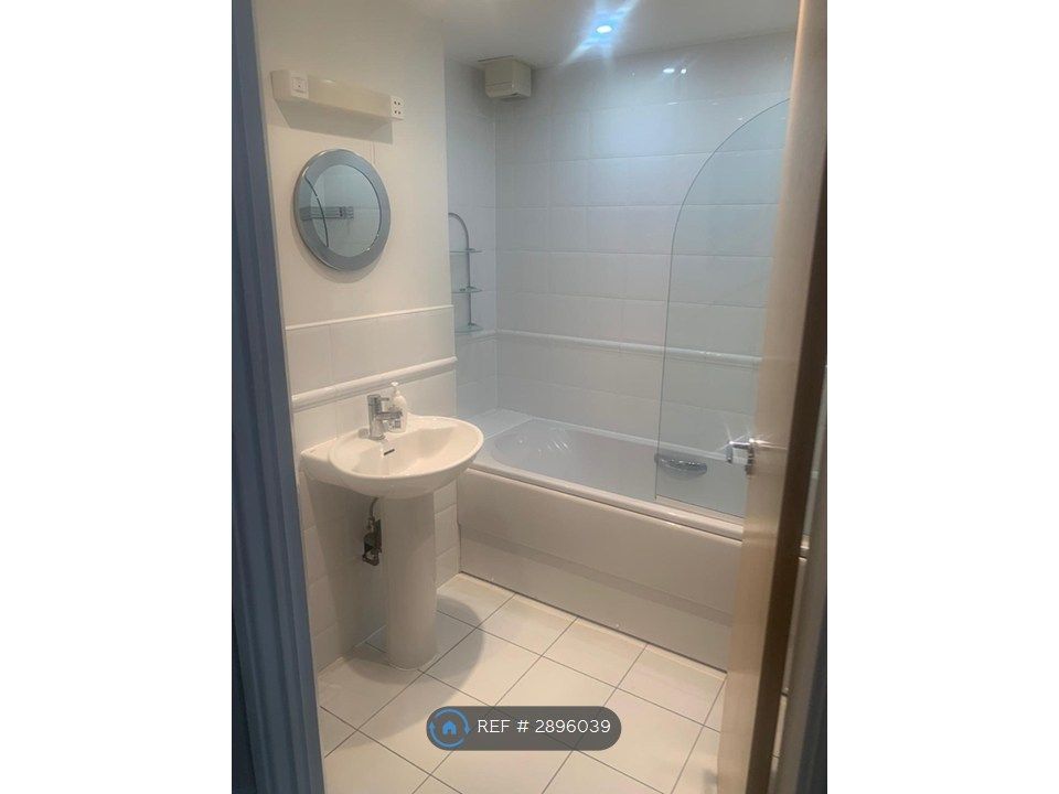 Property photo 2 of 4