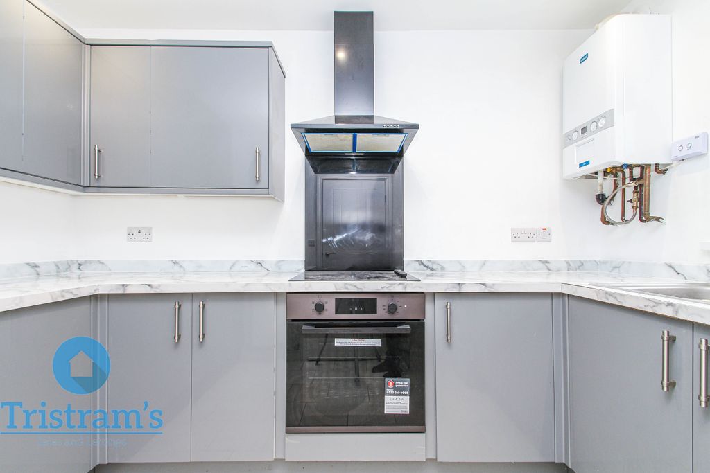 Property photo 3 of 20 Img_1704