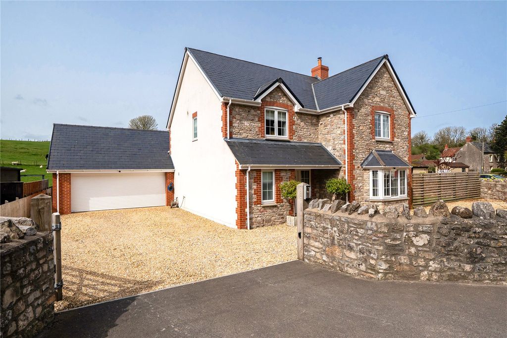 Property photo 1 of 27 Picture No. 05