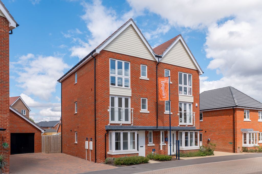 Property photo 1 of 15 External
