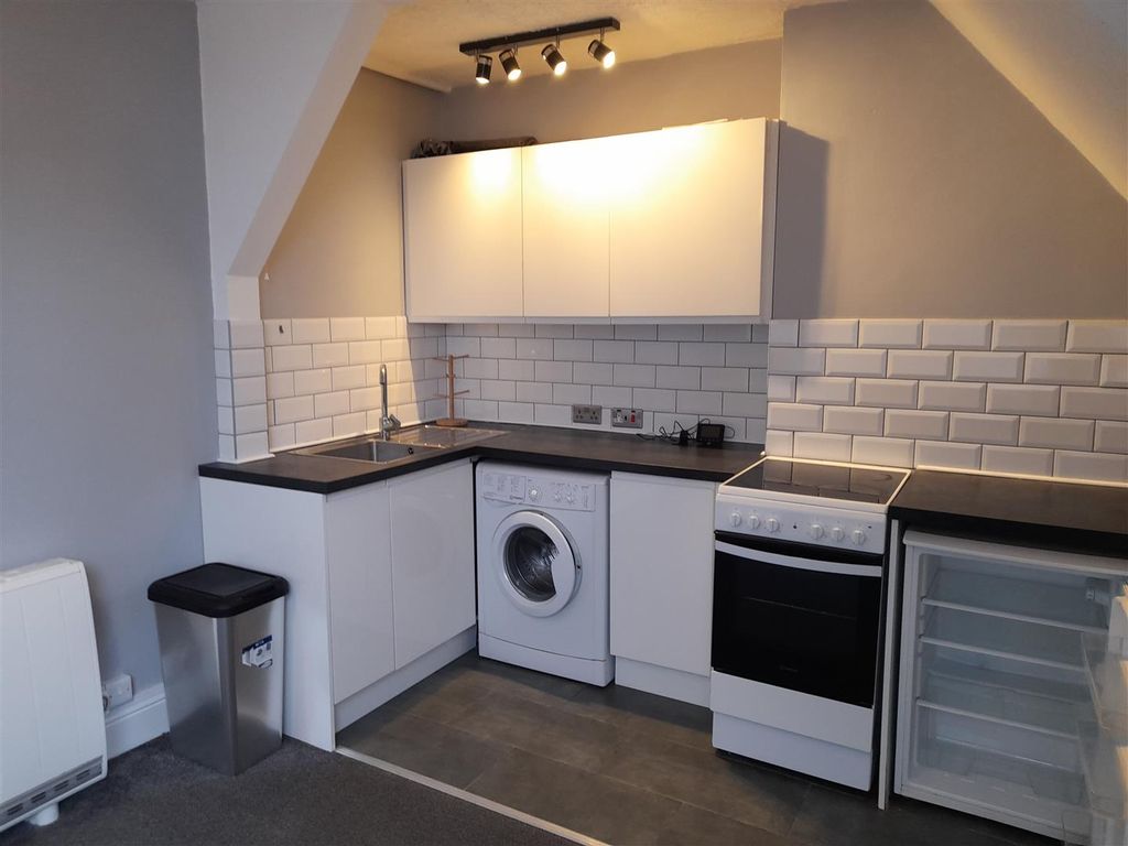 Property photo 2 of 10 20241002_170223.Jpg