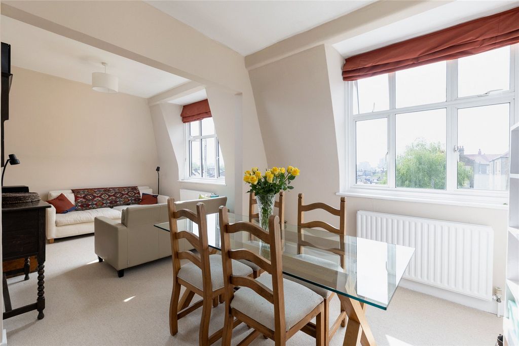 Property photo 2 of 11 Reception Room