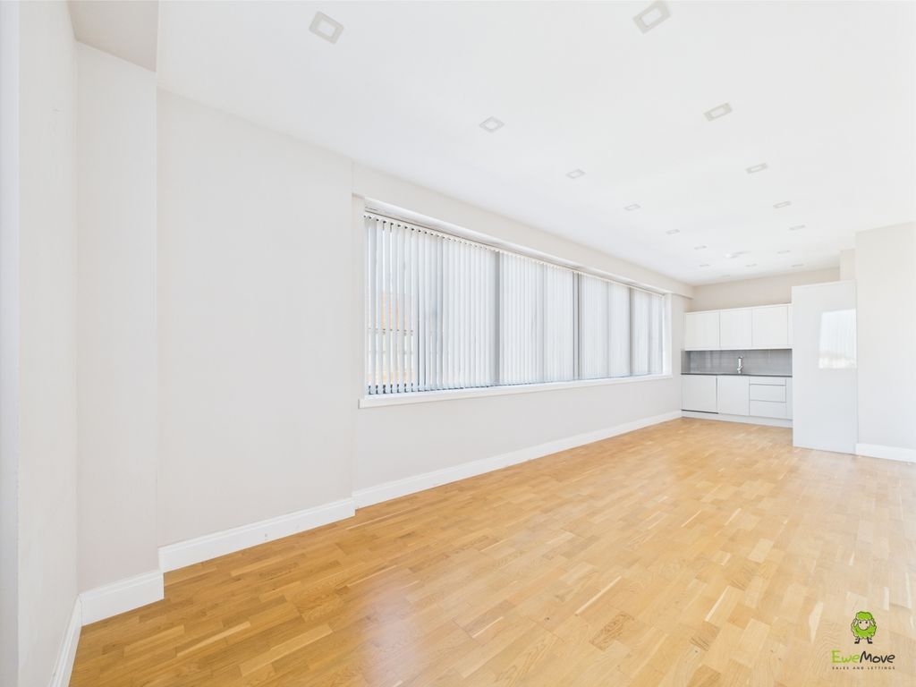 Property photo 3 of 10 Nicoleta Aliman Ewemove Bexleyheath Market Place