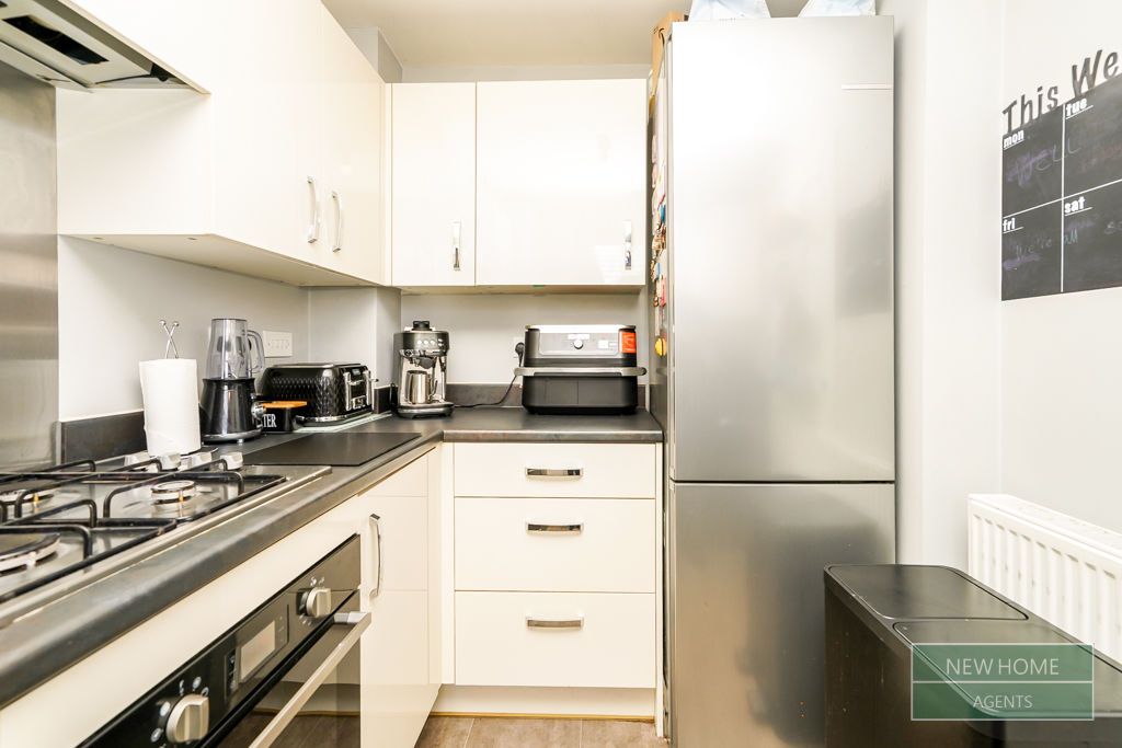 Property photo 2 of 19 Photo 12