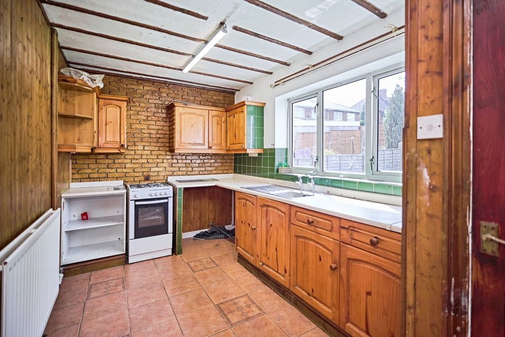 Property photo 3 of 19 Pbox-Img.Jpg