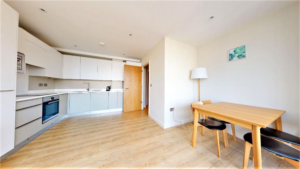 Property photo 3 of 6