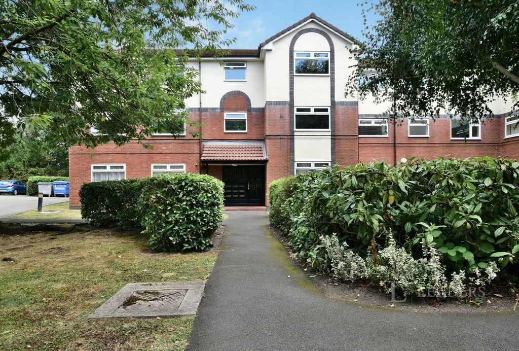Property photo 1 of 10 External