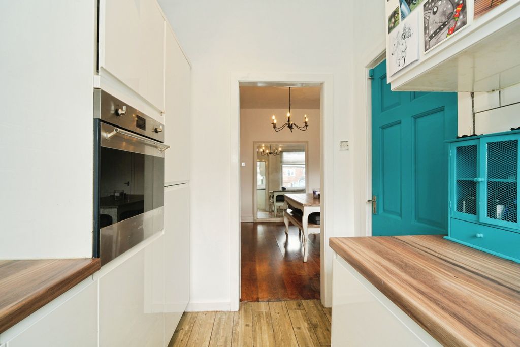 Property photo 1 of 16 Kitchen
