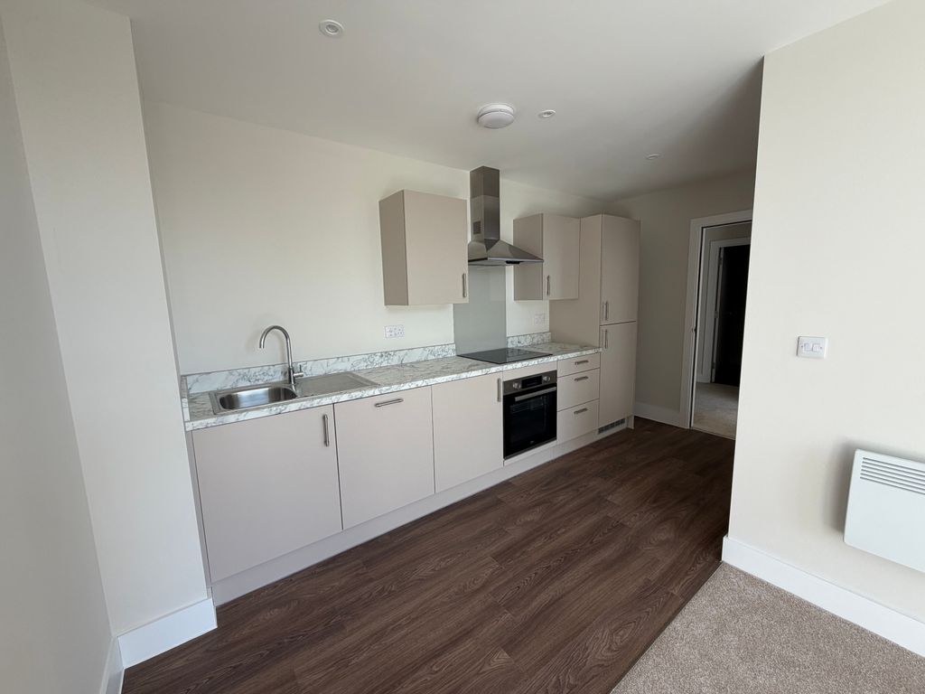Property photo 3 of 5 Kitchen