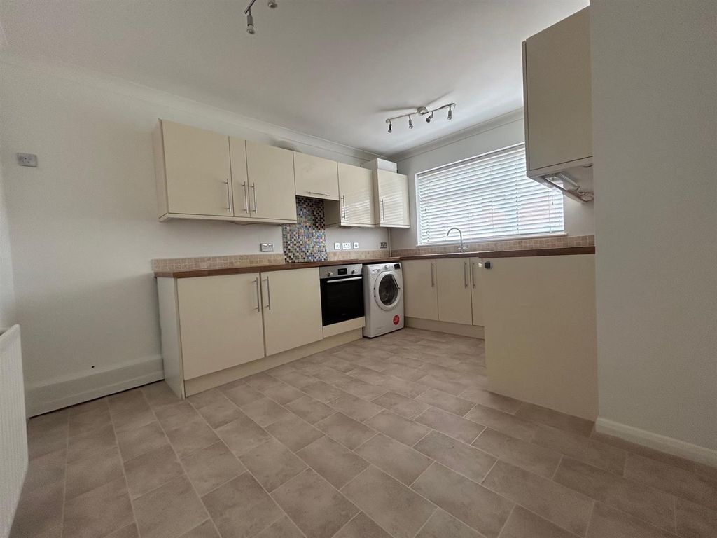 Property photo 2 of 17 5.Jpg