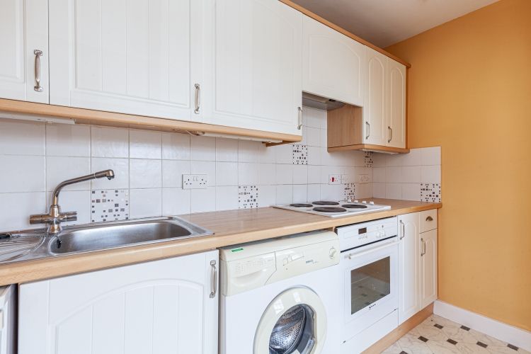 Property photo 2 of 7 260093