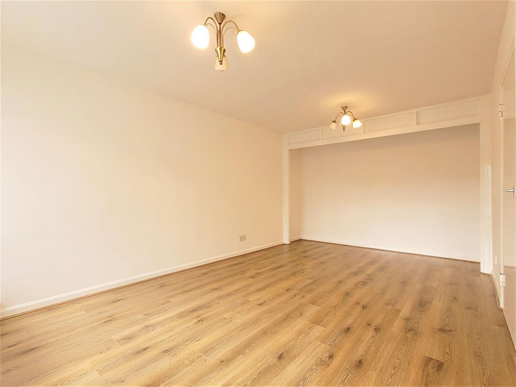 Property photo 3 of 7 Picture No. 07