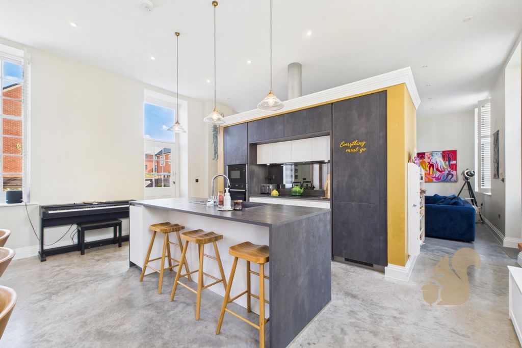 Property photo 2 of 22 Cam01659G0-Pr0604-Still014.Jpg