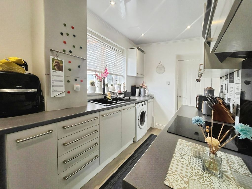 Property photo 3 of 14 5353434