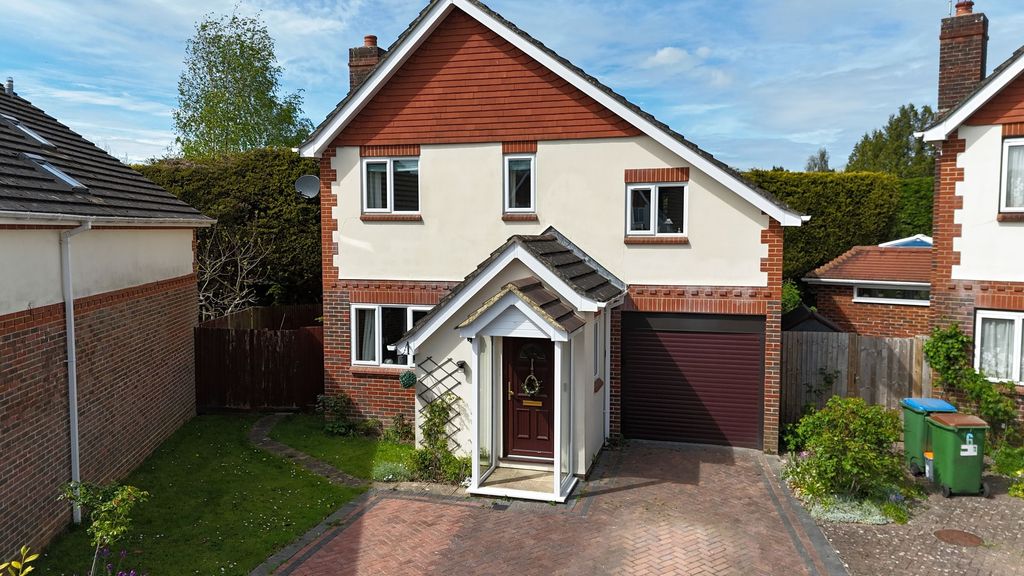 Property photo 1 of 18