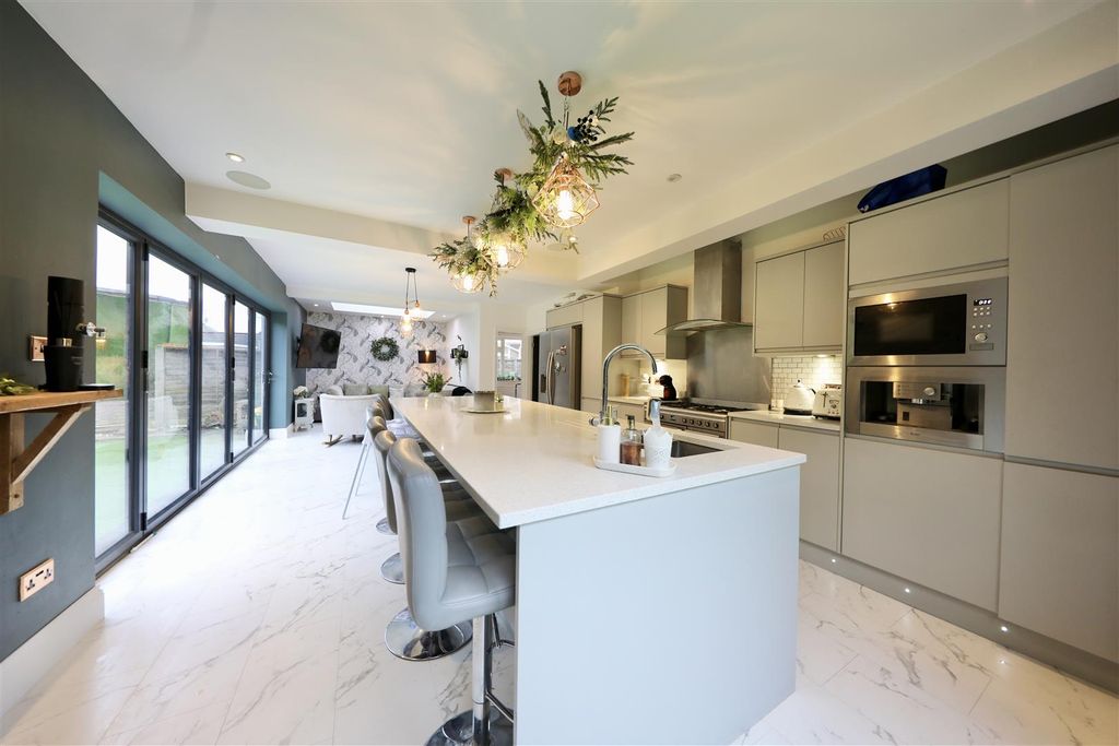 Property photo 2 of 44 0A9A7785.Jpg