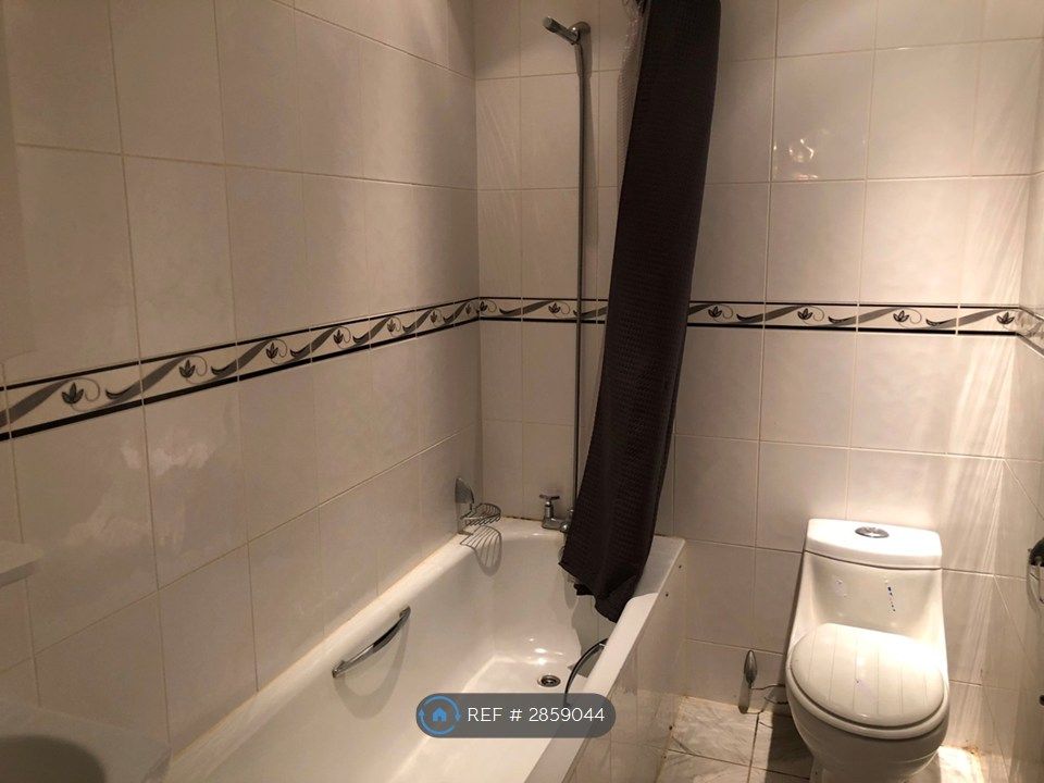 Property photo 3 of 3