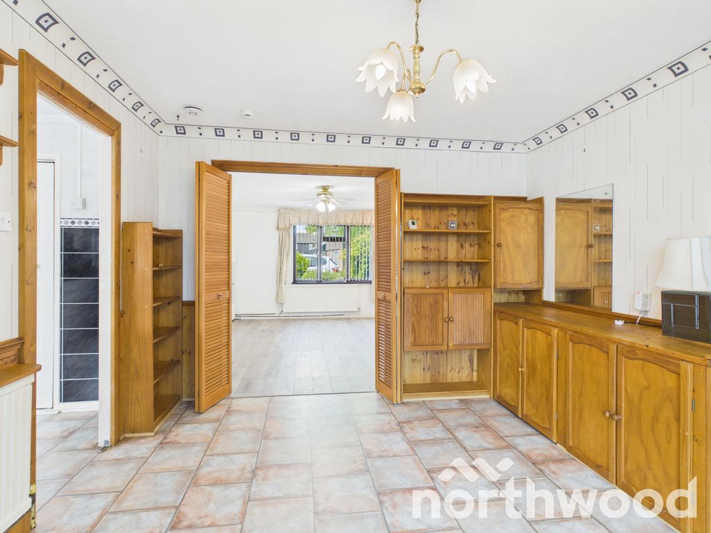 Property photo 3 of 38