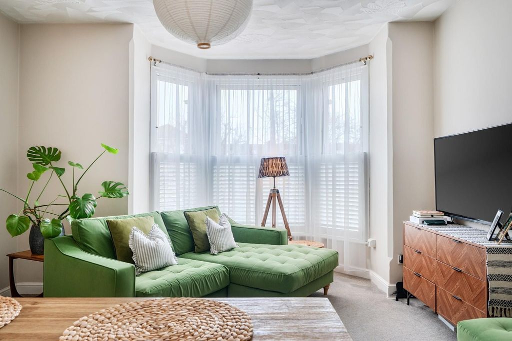 Property photo 3 of 19 1429383-13-69B7d24c7ce0B.Jpg