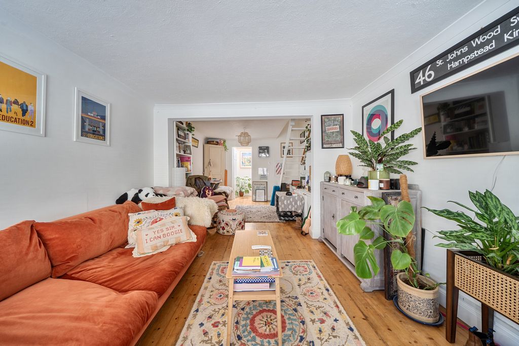 Property photo 3 of 17 1453905-13-69F471...