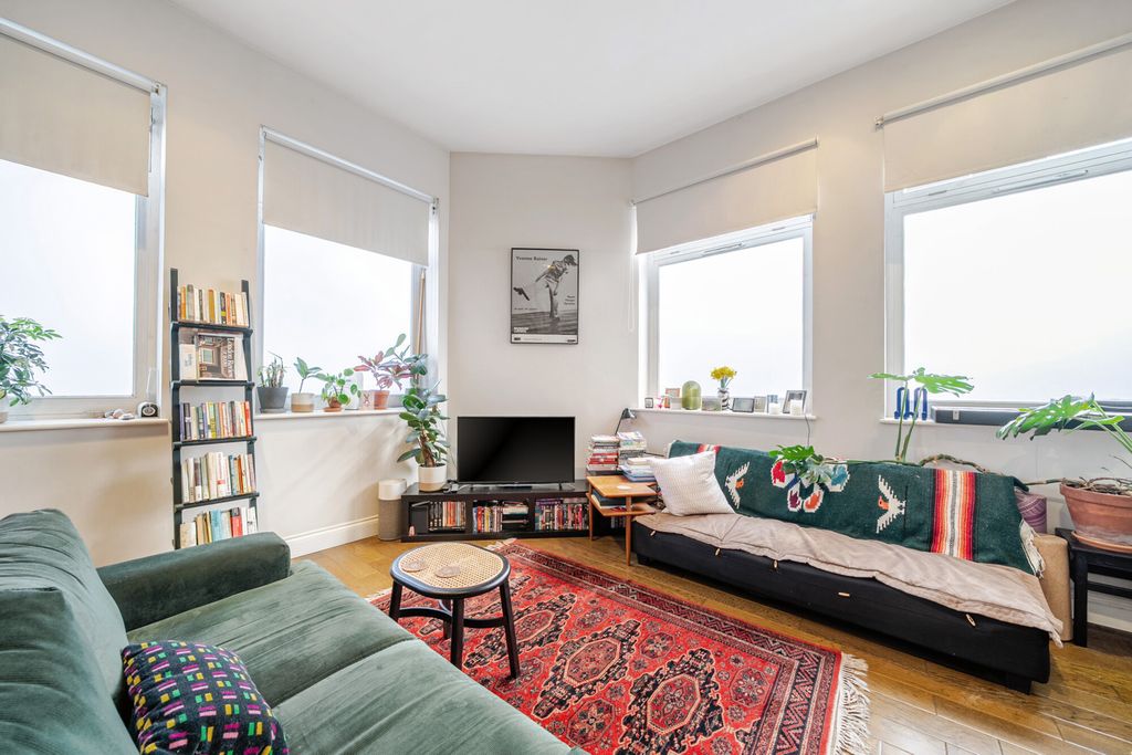 Property photo 2 of 12 Reception Room