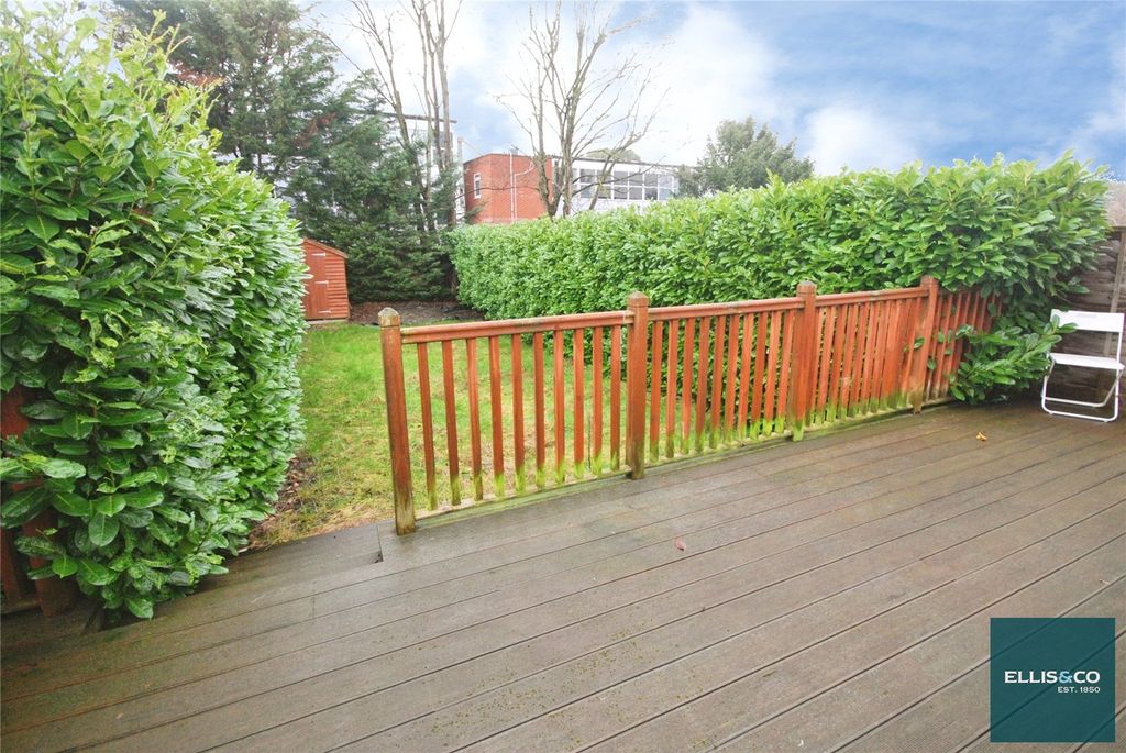 Property photo 2 of 10 Picture No. 19
