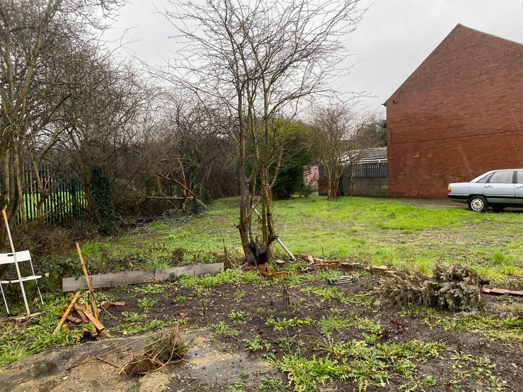 Property photo 3 of 6 Photo 1