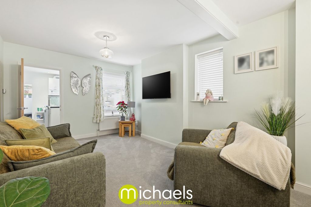 Property photo 3 of 17