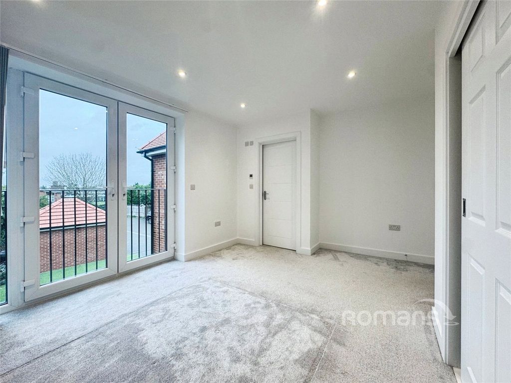 Property photo 3 of 11 Picture No. 07