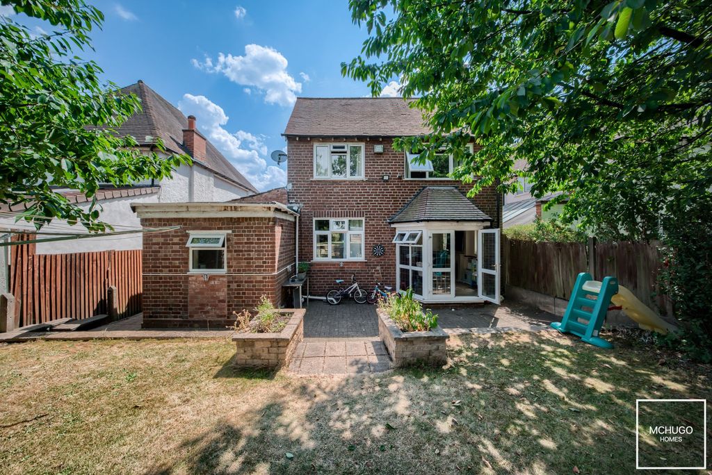 Property photo 2 of 19