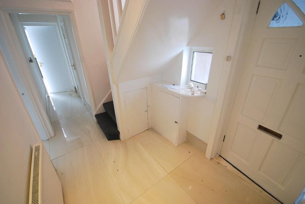 Property photo 2 of 11 Entrance