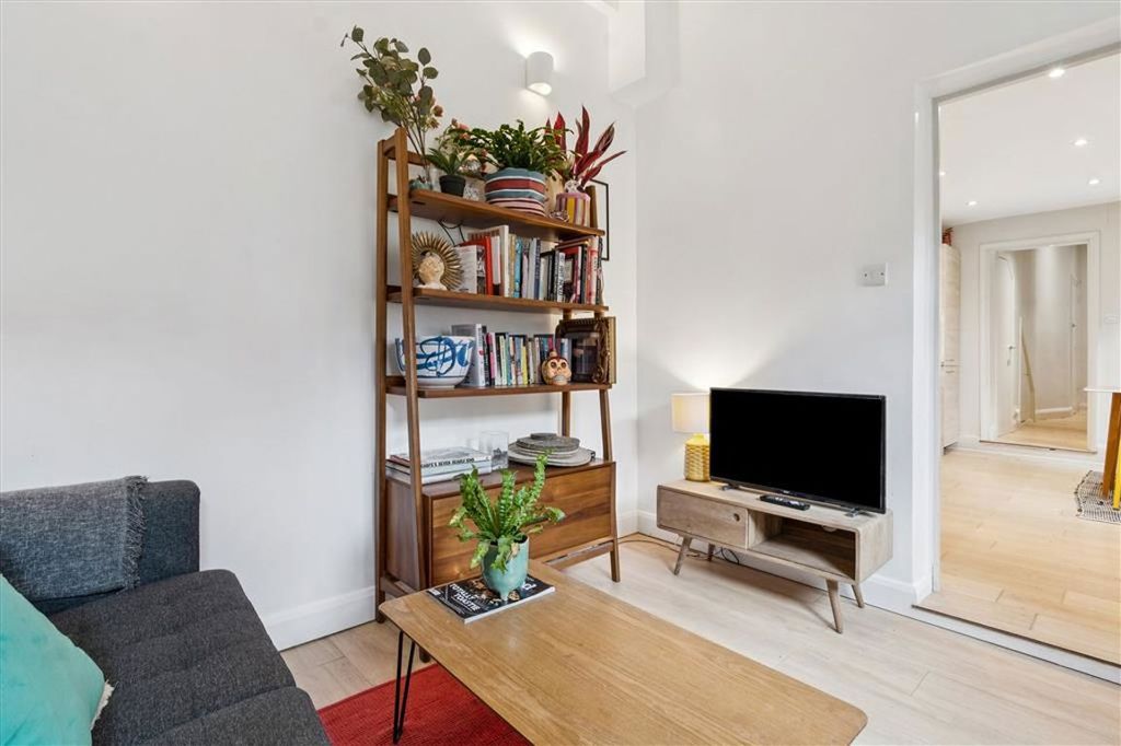 Property photo 3 of 8