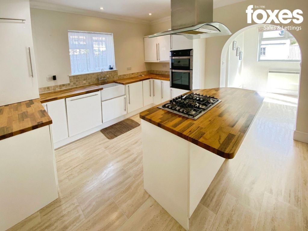 Property photo 2 of 13 4823942