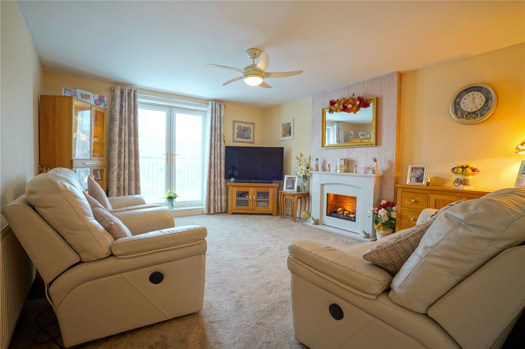 Property photo 2 of 10 Picture No. 08