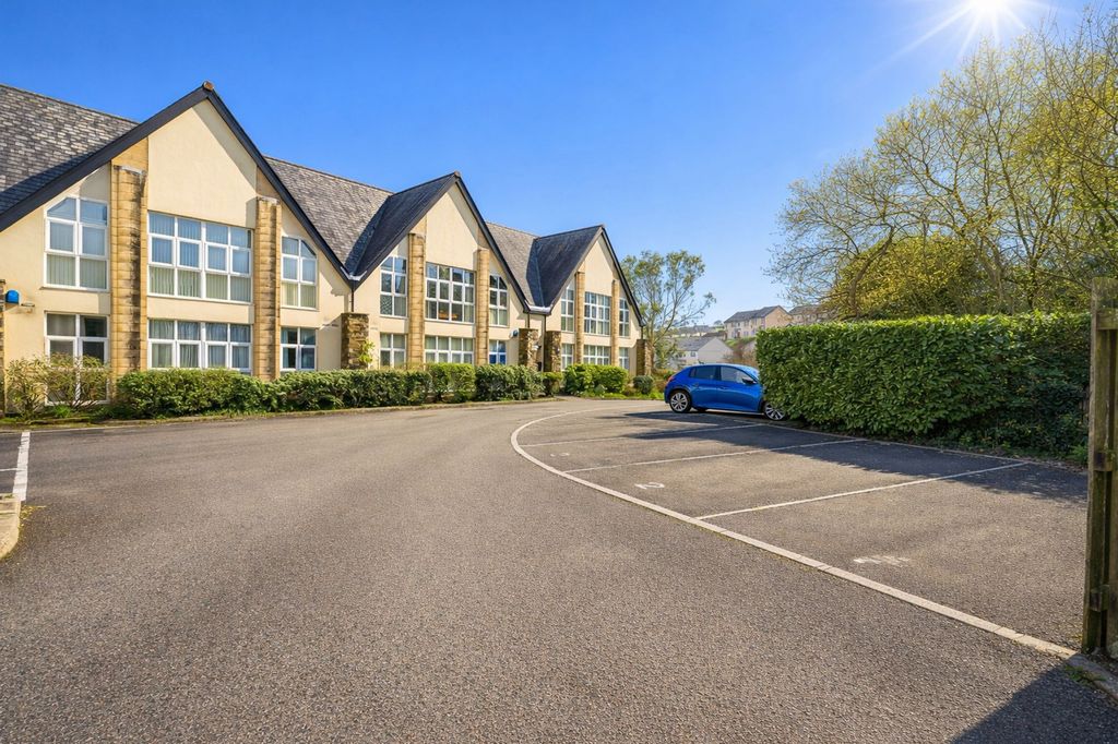 Additional image 18 of 2 bed flat for salePochin Drive, Pochin House Pochin Drive PL25