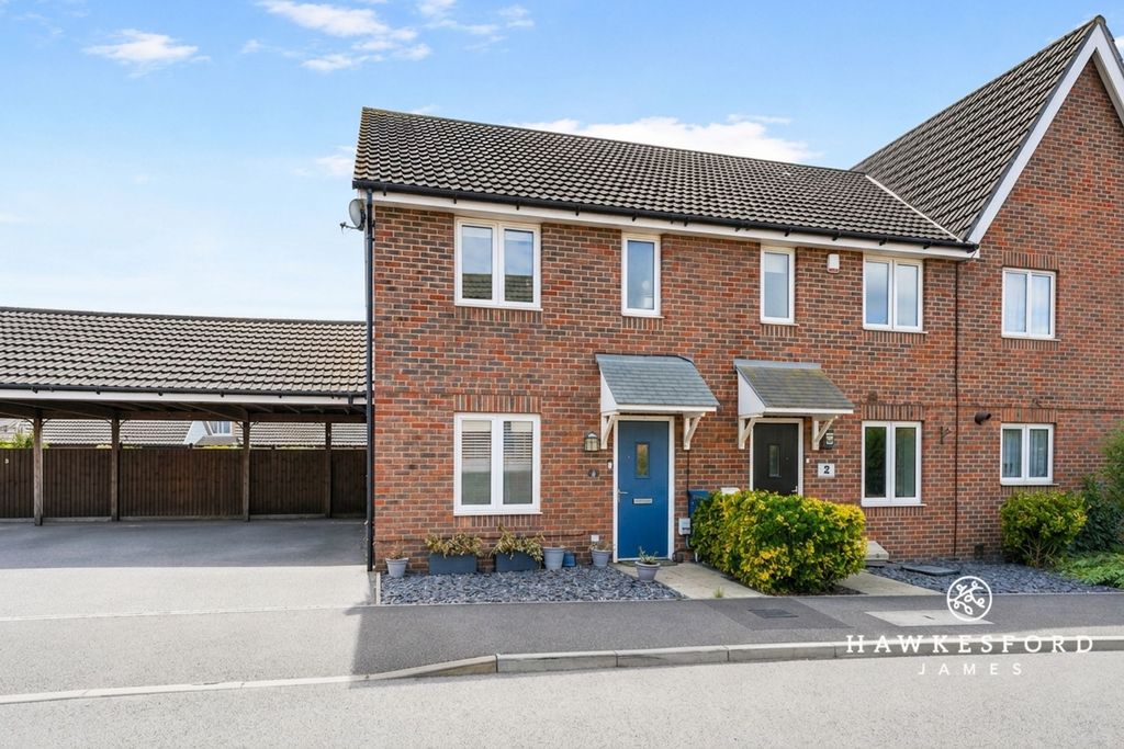 Property photo 1 of 16 Petunia Avenue, Minster On Sea - Front