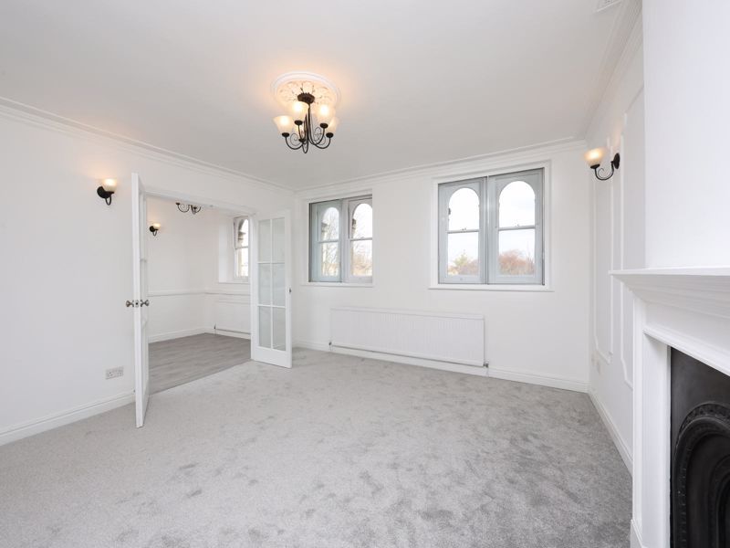 Property photo 2 of 16 Sitting Room