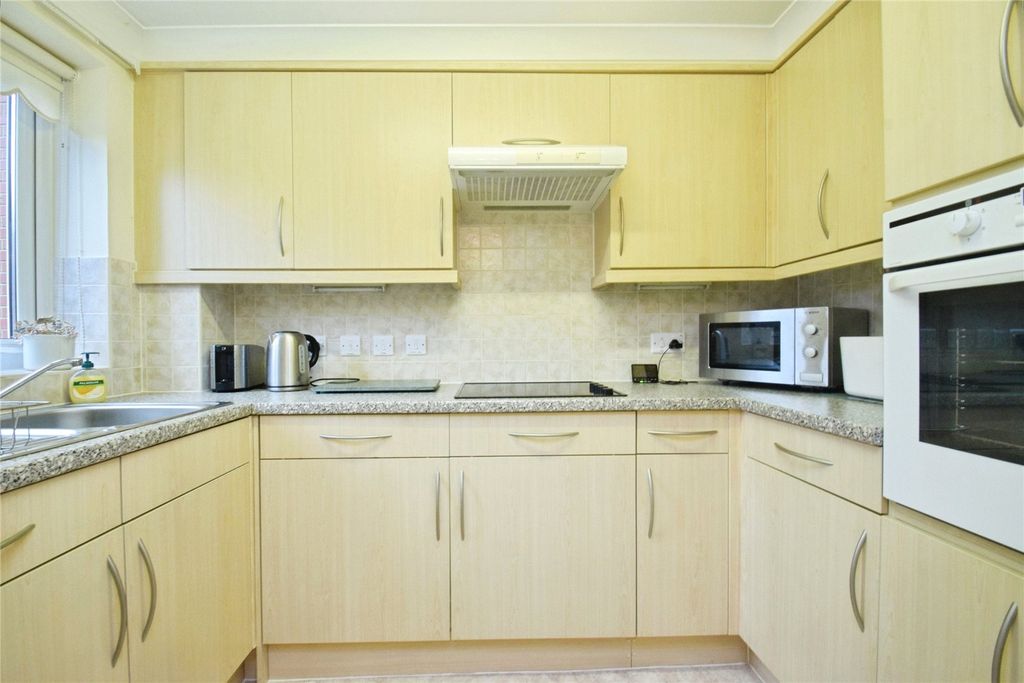 Property photo 2 of 13 Kitchen